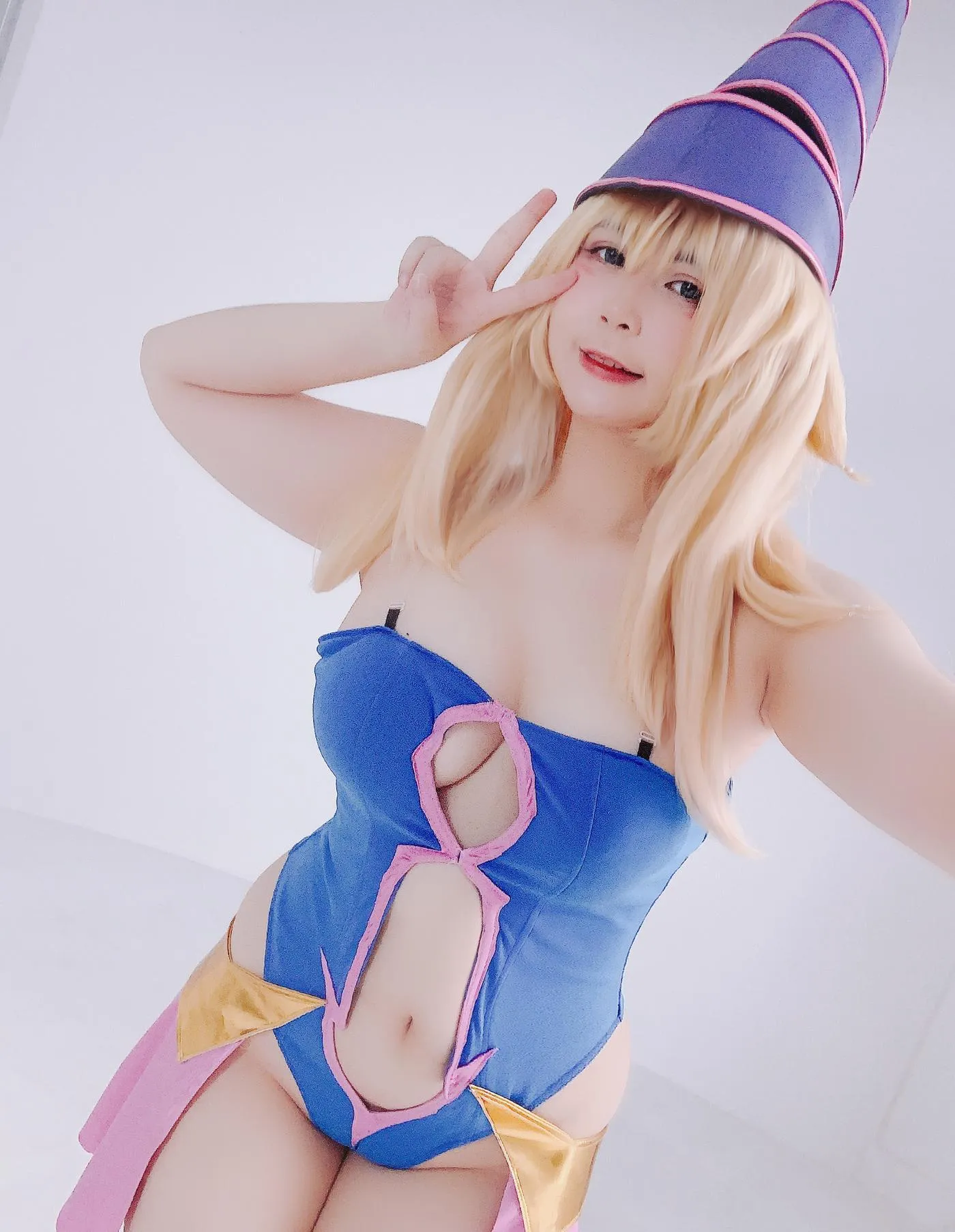 Uy Uy – NO.16 -Dark Magicial Girl [63P]插图